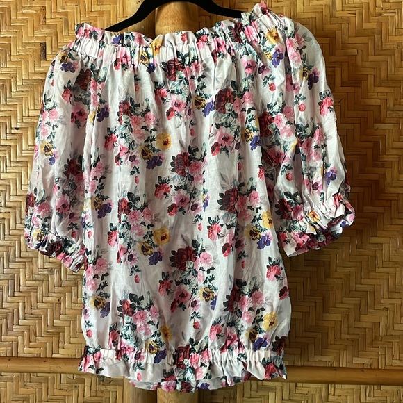 Beautiful floral silk puffed sleeve boho cottagecore blouse Small D&G - Picture 4 of 5